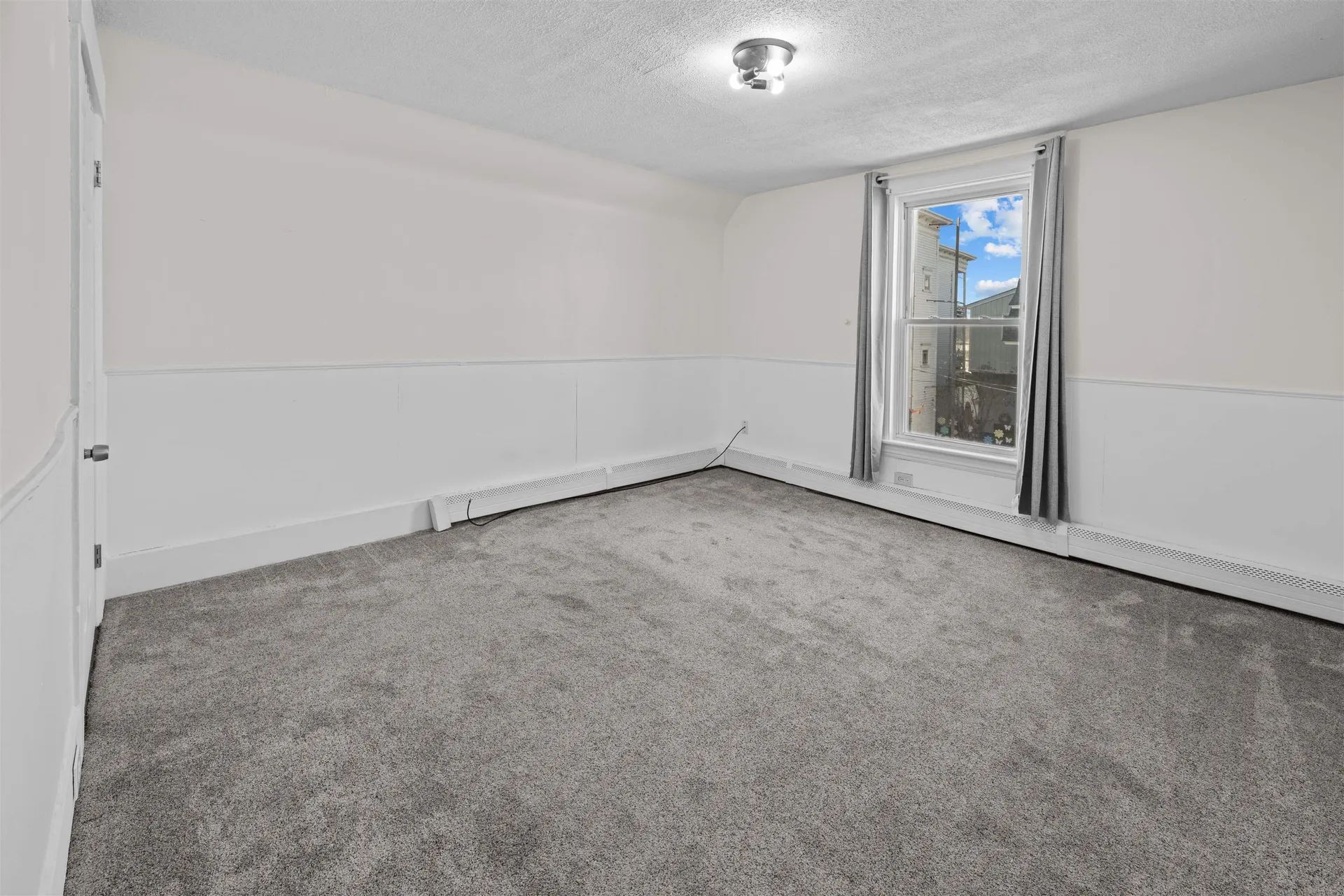 89 Nashua Street Manchester NH 03104