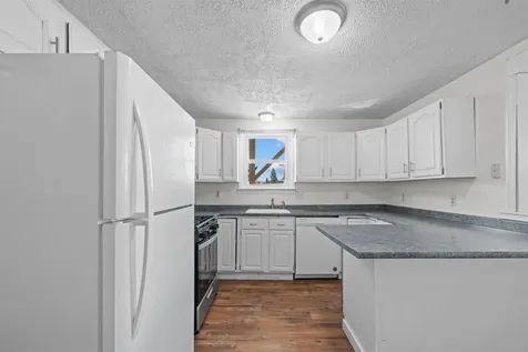 89 Nashua Street Manchester NH 03104