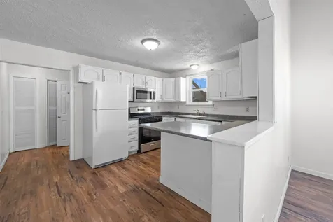 89 Nashua Street Manchester NH 03104