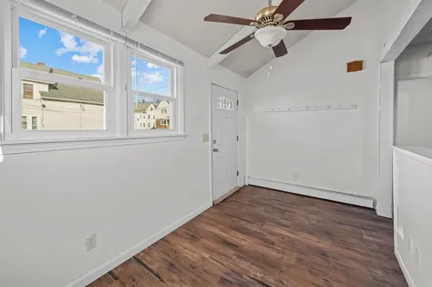 89 Nashua Street Manchester NH 03104