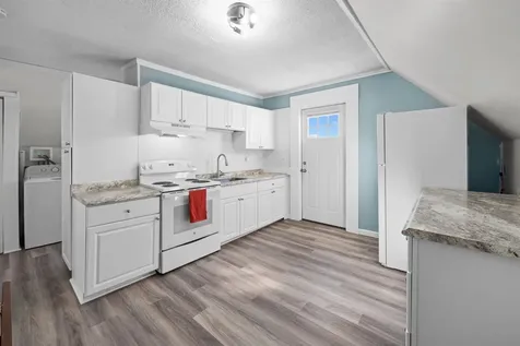 89 Nashua Street Manchester NH 03104