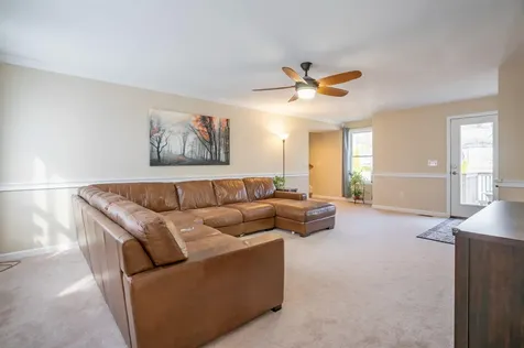 7 Carlisle Road Nashua NH 03062