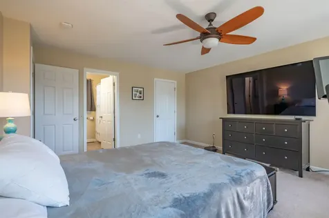 7 Carlisle Road Nashua NH 03062