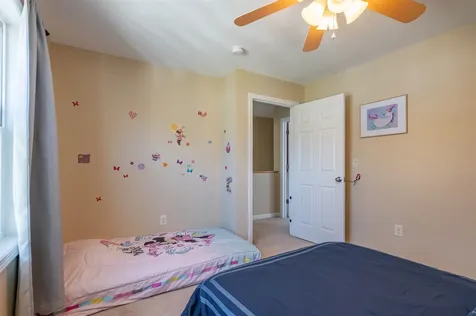 7 Carlisle Road Nashua NH 03062