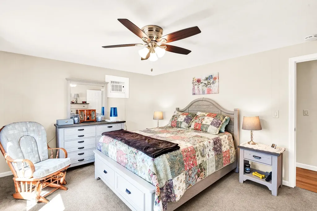 196 Maple Street Somersworth NH 03878