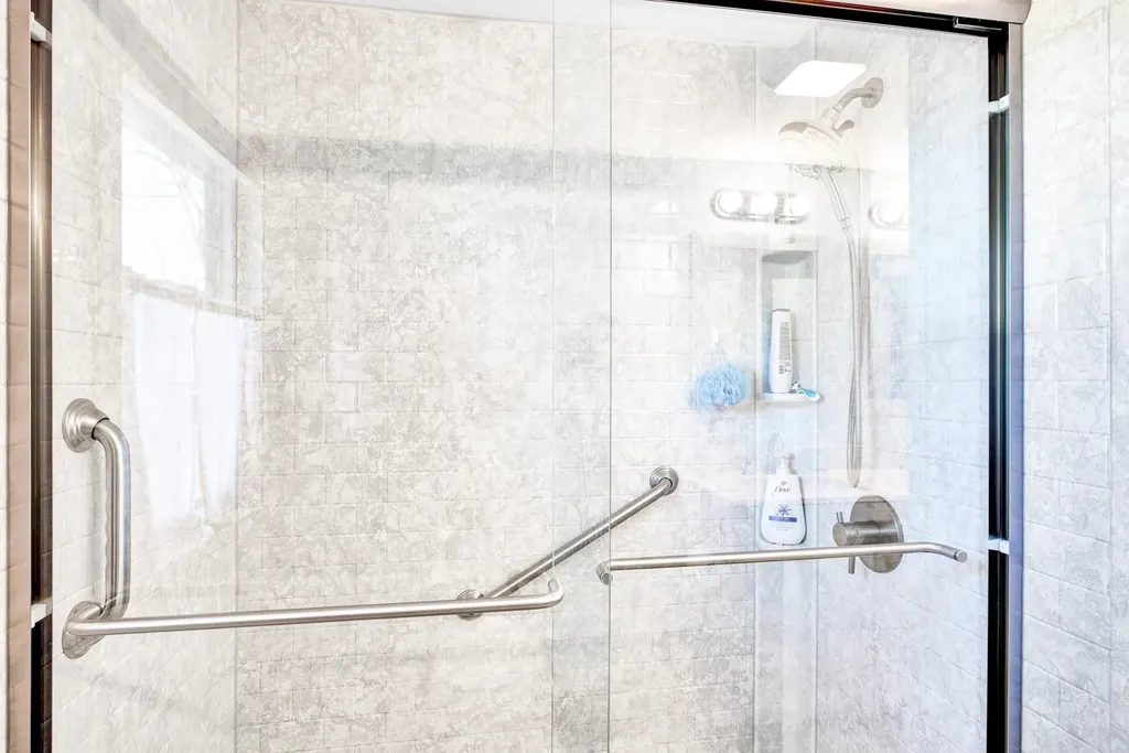 196 Maple Street Somersworth NH 03878