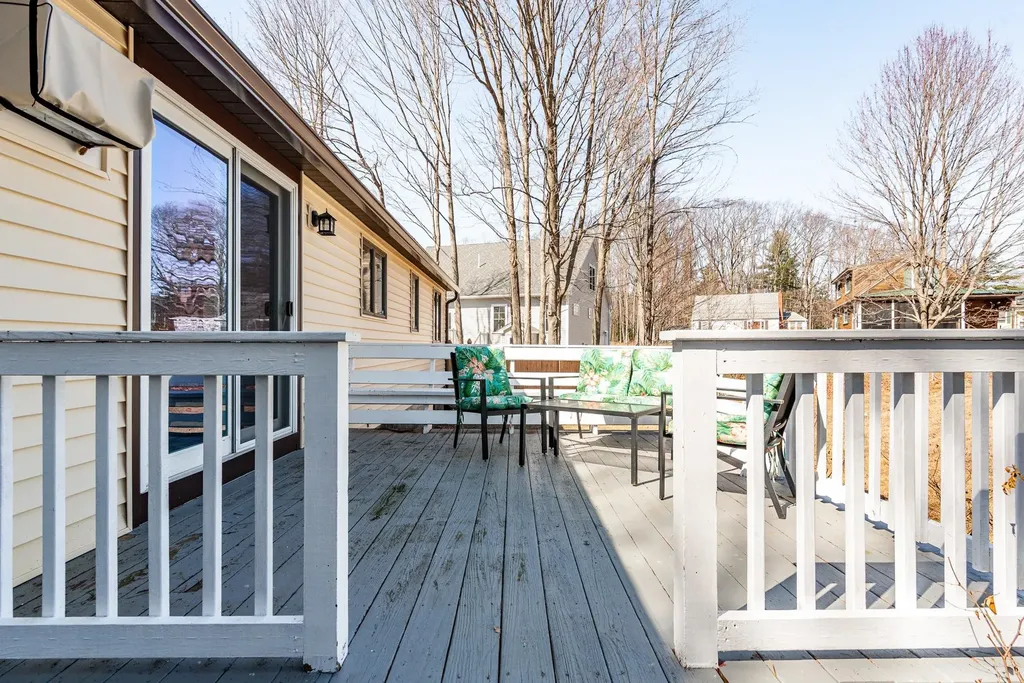 196 Maple Street Somersworth NH 03878