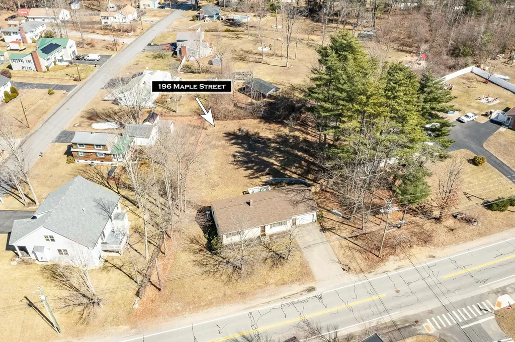 196 Maple Street Somersworth NH 03878