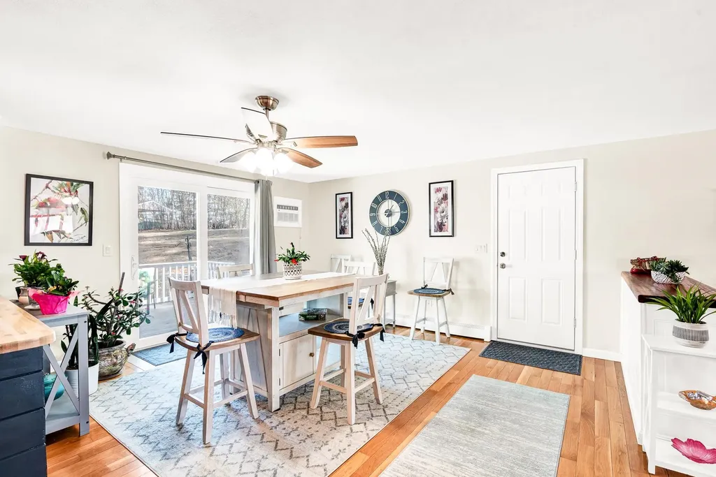 196 Maple Street Somersworth NH 03878