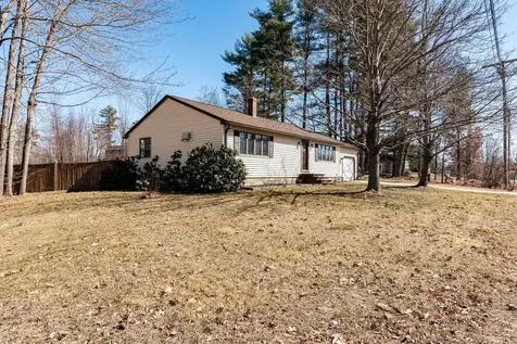 196 Maple Street Somersworth NH 03878