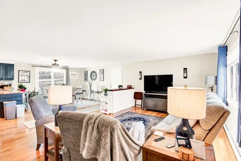 196 Maple Street Somersworth NH 03878