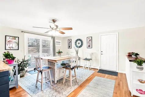 196 Maple Street Somersworth NH 03878