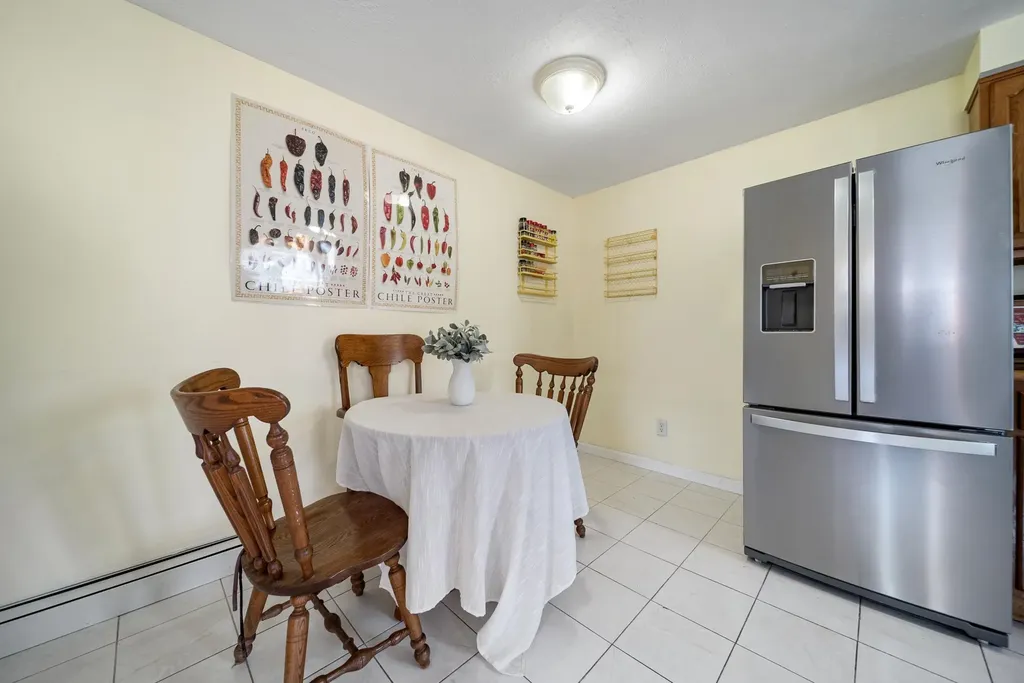 66 Ashland Street Manchester NH 03104