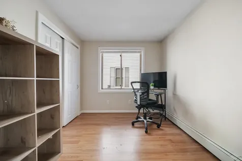 66 Ashland Street Manchester NH 03104