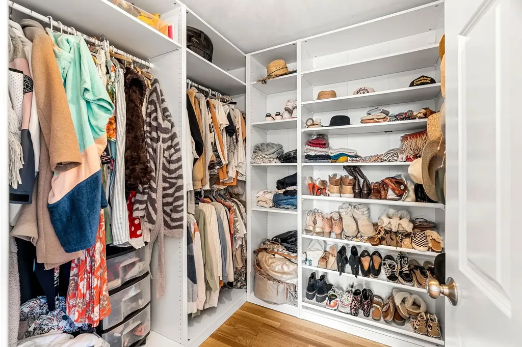 19 Bear Hill Road Windham NH 03087