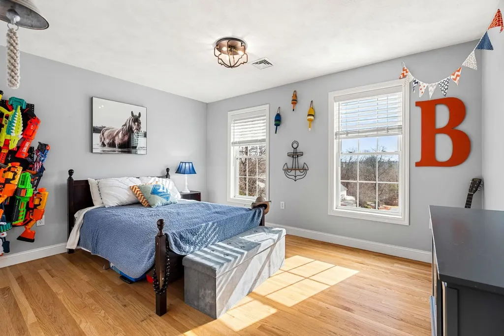 19 Bear Hill Road Windham NH 03087