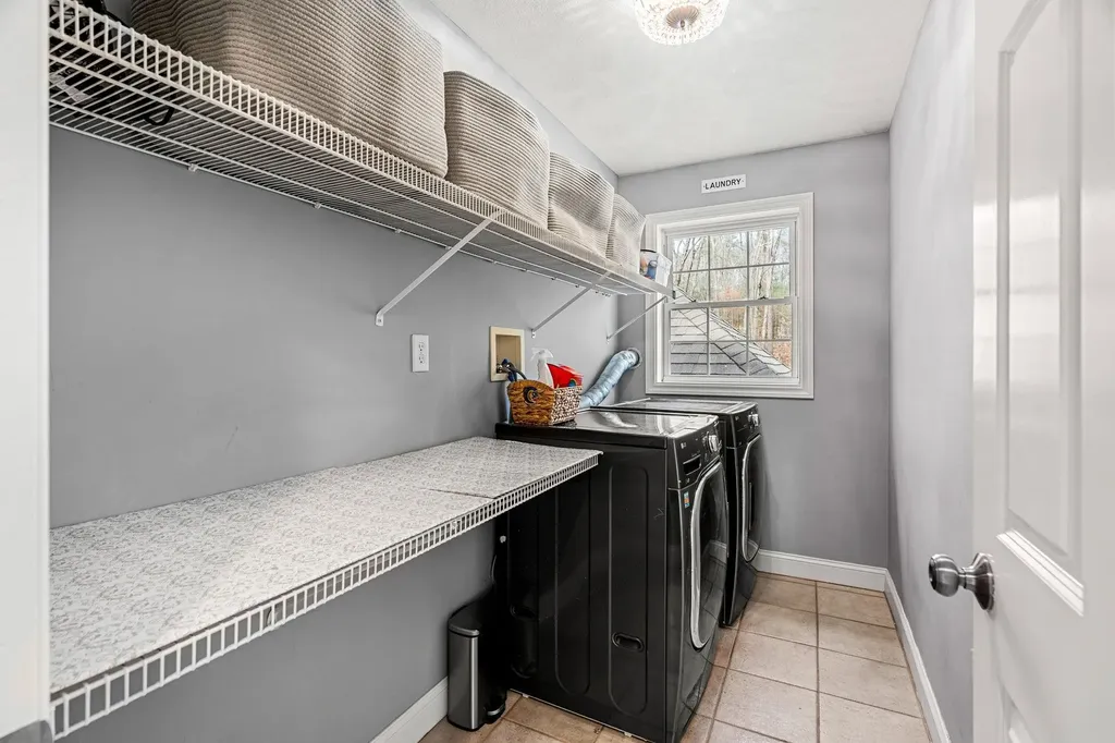 19 Bear Hill Road Windham NH 03087