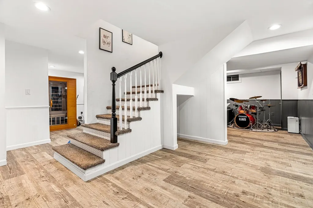 19 Bear Hill Road Windham NH 03087