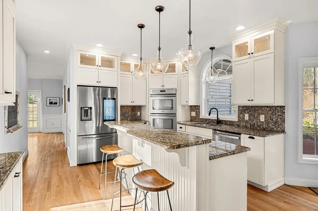 19 Bear Hill Road Windham NH 03087