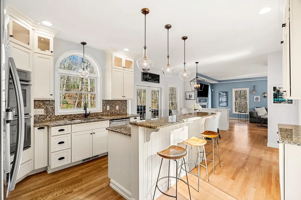 19 Bear Hill Road Windham NH 03087