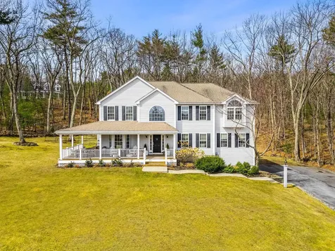 19 Bear Hill Road Windham NH 03087