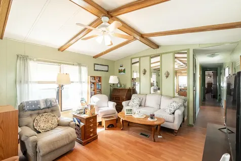 32 Trade Wind Lane Rochester NH 03867