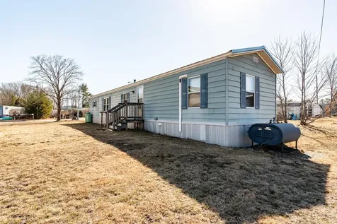 32 Trade Wind Lane Rochester NH 03867