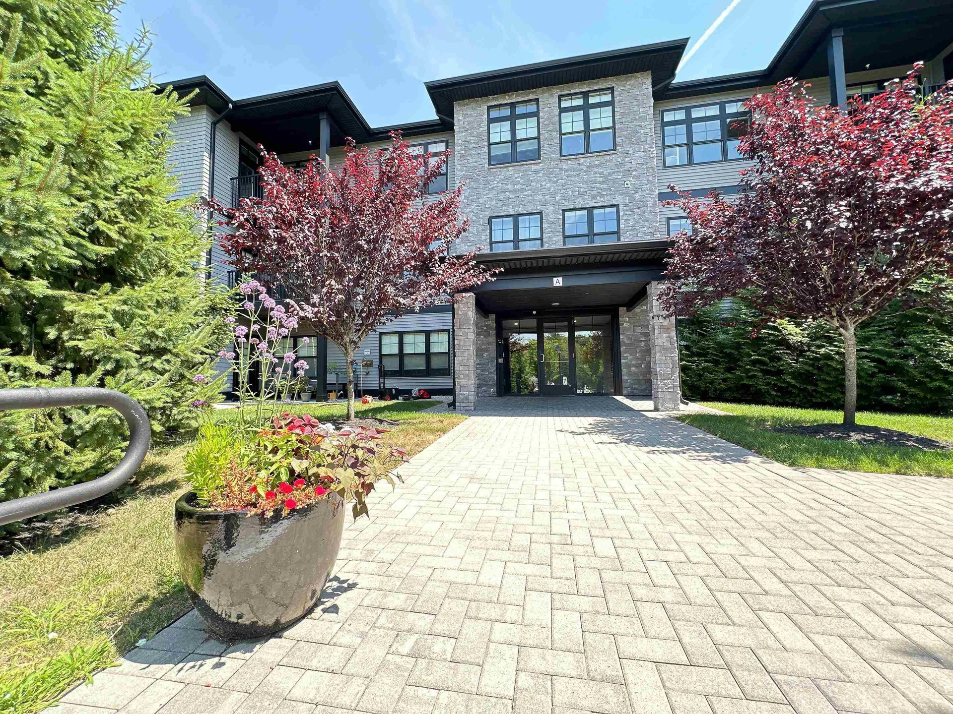 2075 Lafayette Road Portsmouth NH 03801