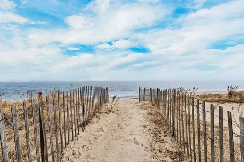 43 Witherbee Avenue Revere MA 02151-1718