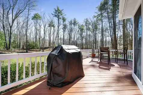 16 Chestnut Pasture Road Concord NH 03301