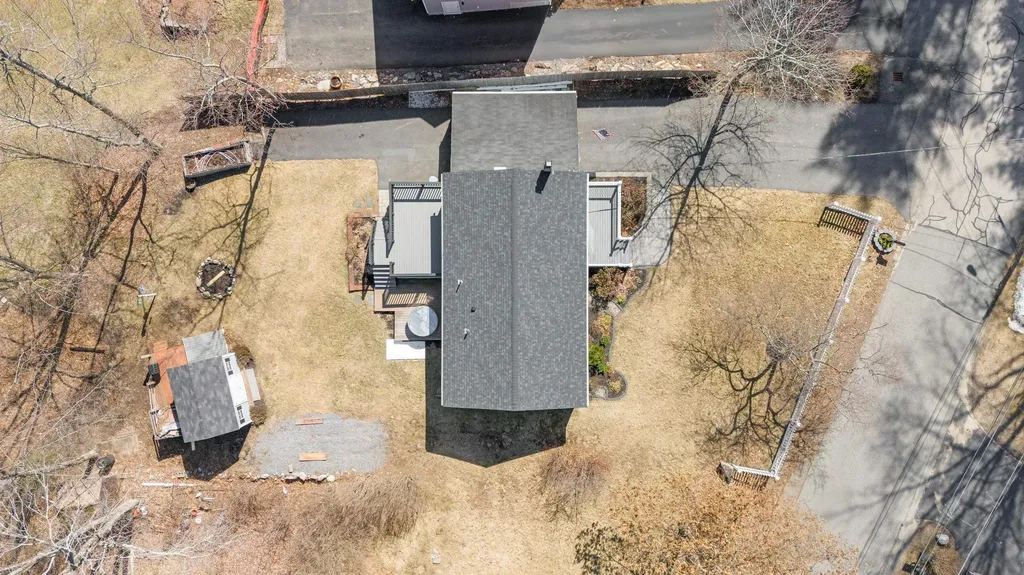 19 Grove Avenue Salem NH 03079