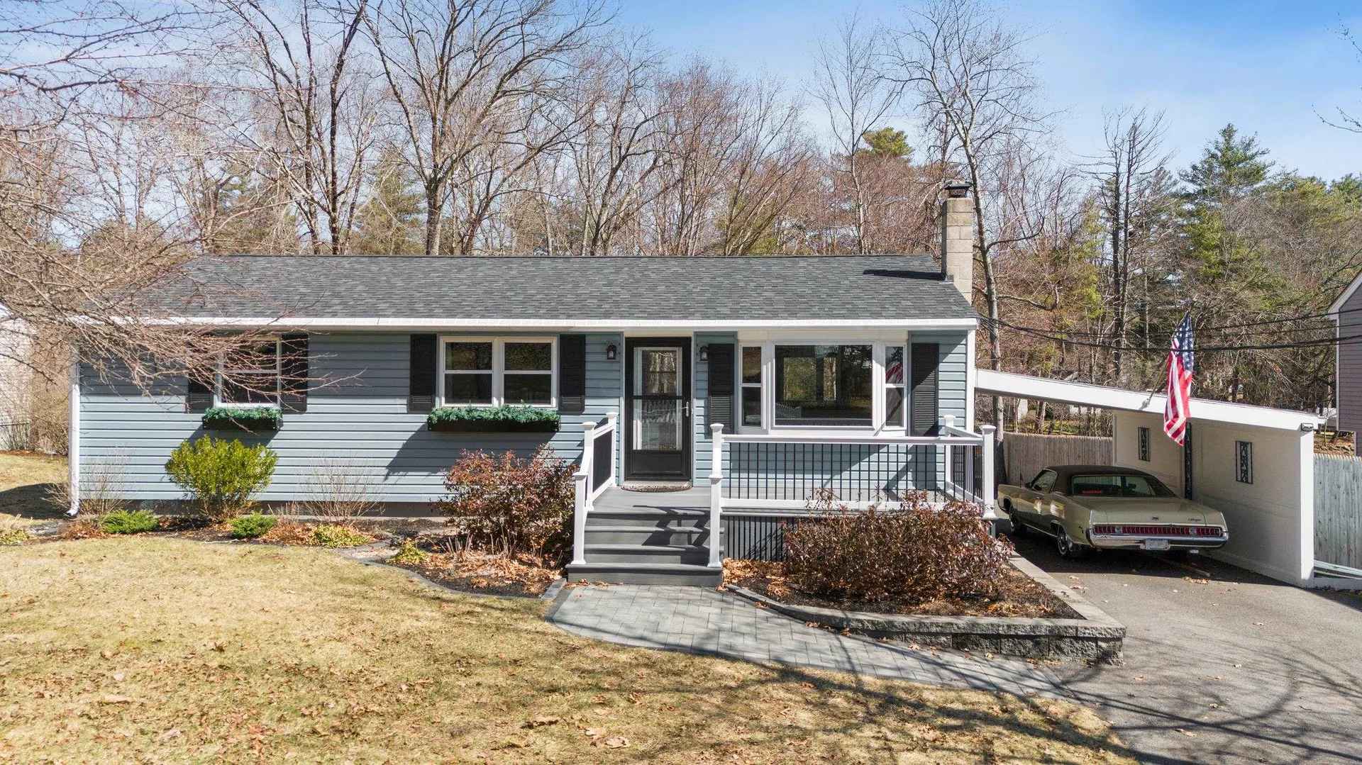 19 Grove Avenue Salem NH 03079