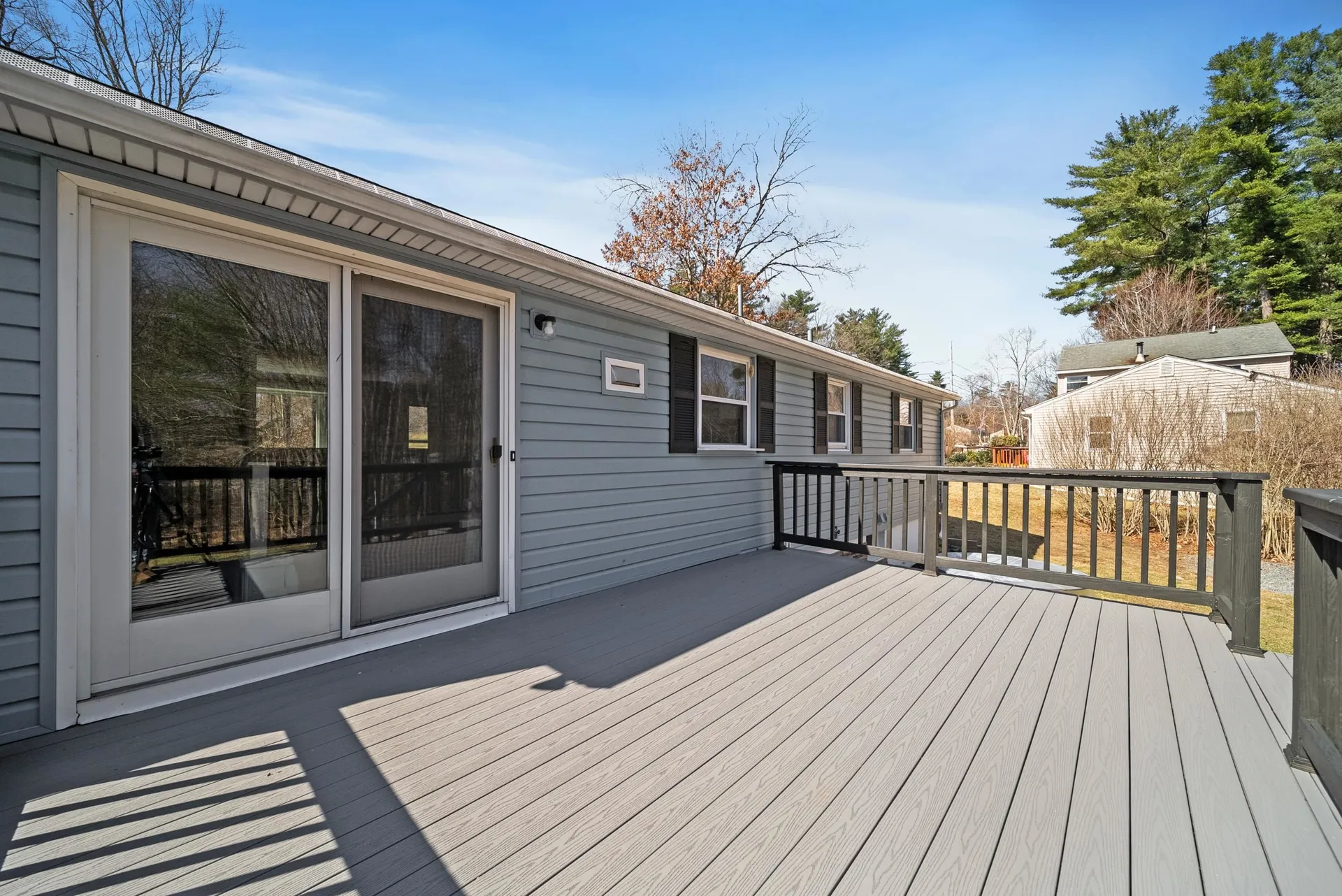 19 Grove Avenue Salem NH 03079