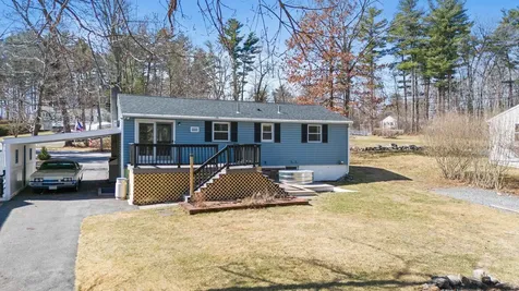 19 Grove Avenue Salem NH 03079