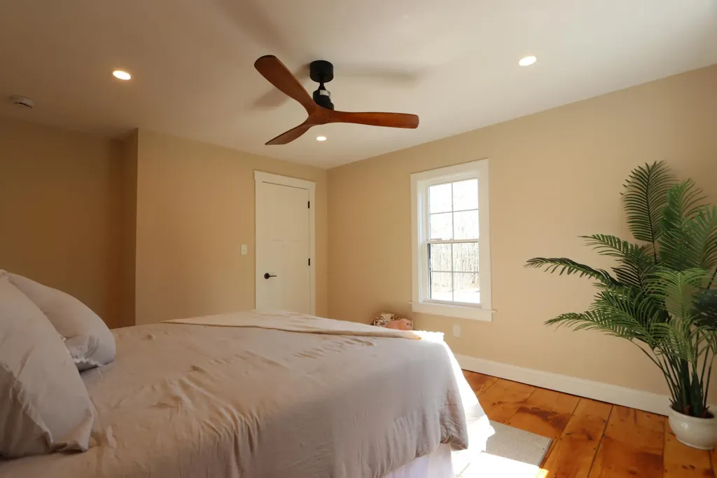 7 Snows Court Dover NH 03820