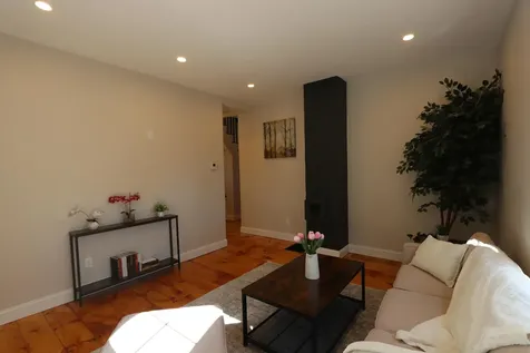 7 Snows Court Dover NH 03820