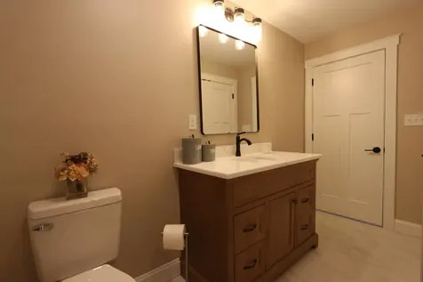 7 Snows Court Dover NH 03820