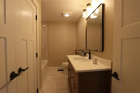 7 Snows Court Dover NH 03820