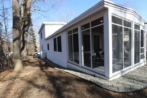 7 Snows Court Dover NH 03820