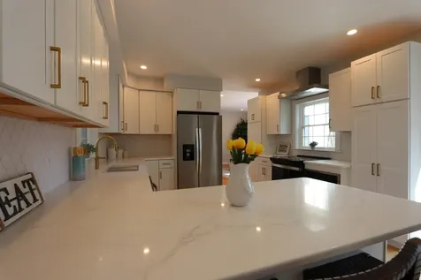 7 Snows Court Dover NH 03820