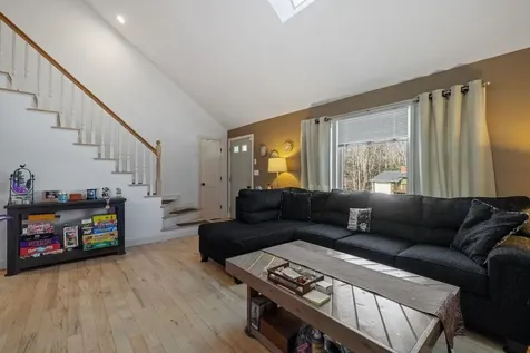 9 Sands Terrace Barnstead NH 03225