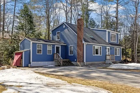 9 Sands Terrace Barnstead NH 03225