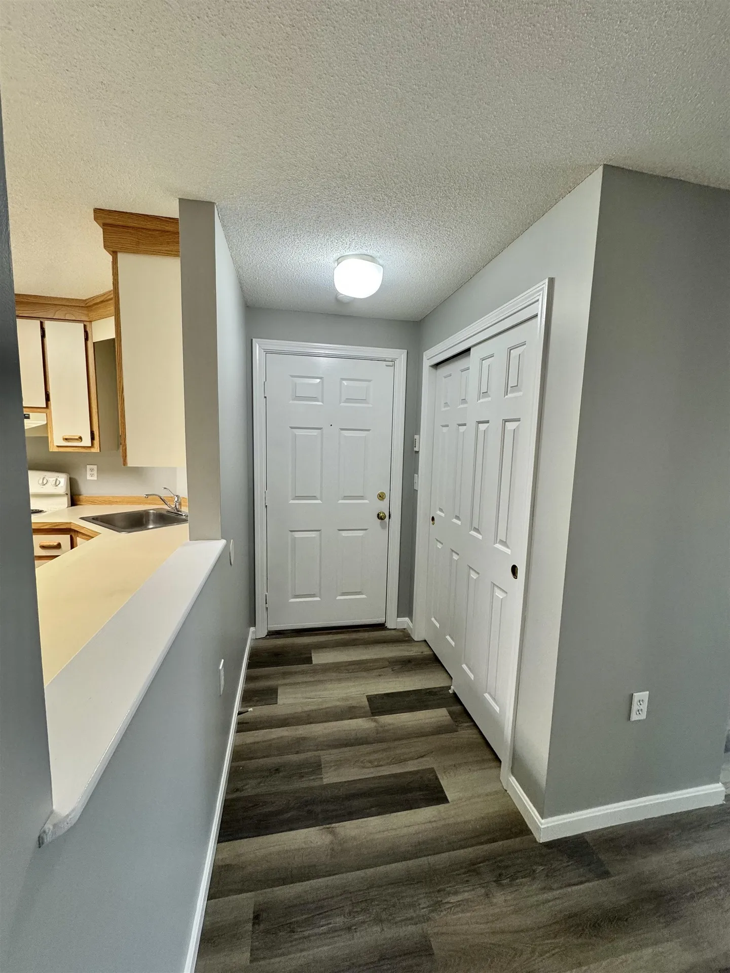 47 Dogwood Drive Nashua NH 03062-4403