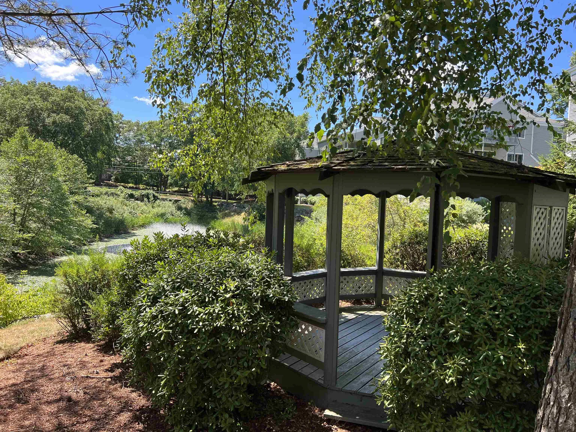 47 Dogwood Drive Nashua NH 03062-4403