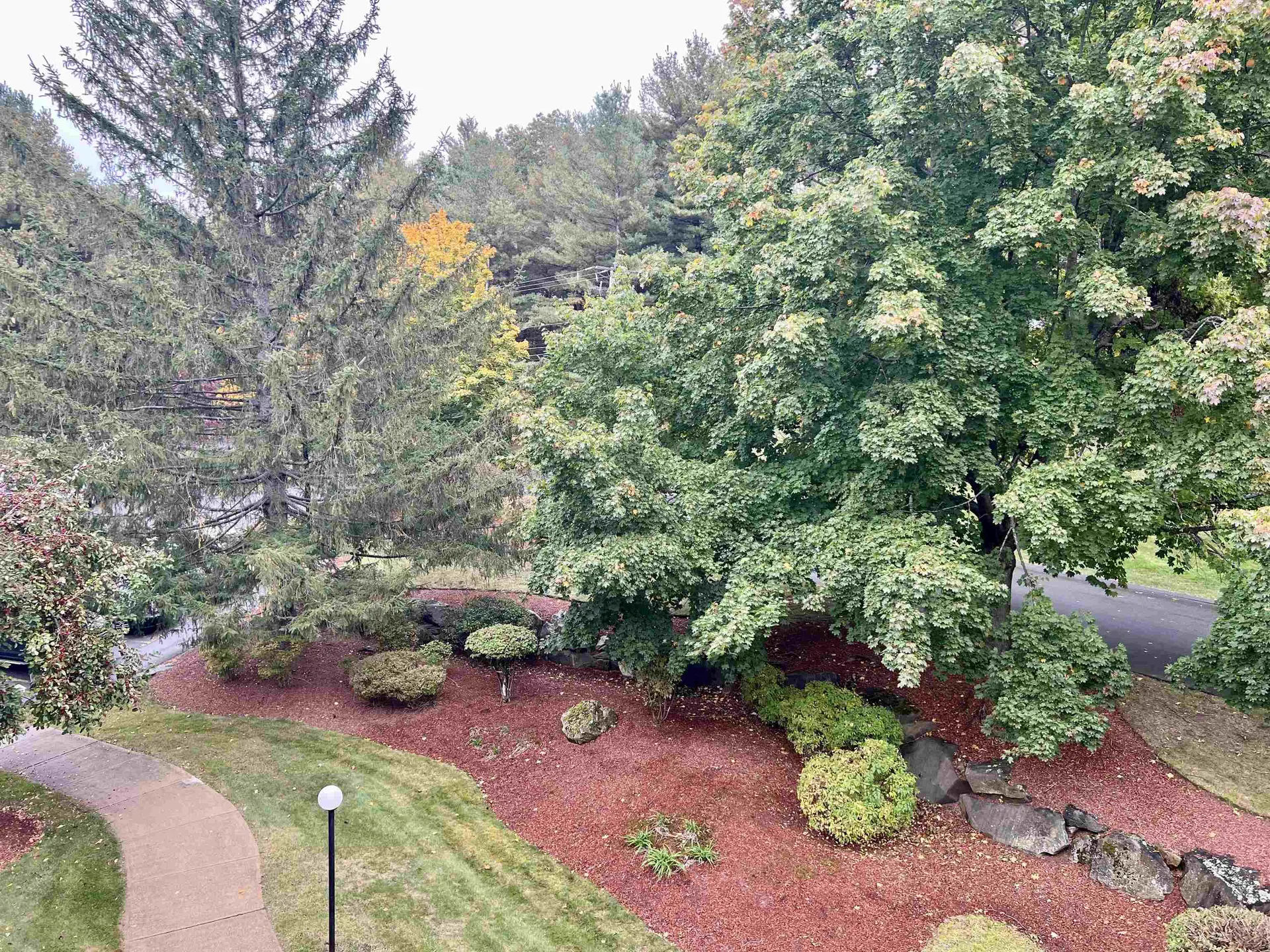 47 Dogwood Drive Nashua NH 03062-4403