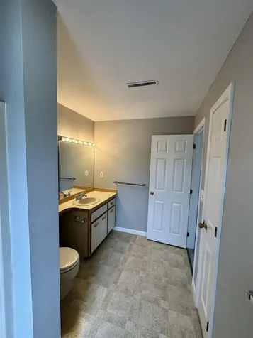 47 Dogwood Drive Nashua NH 03062-4403