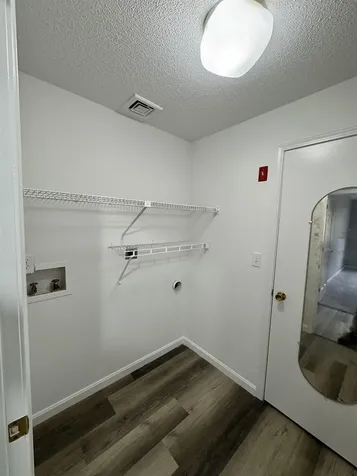 47 Dogwood Drive Nashua NH 03062-4403