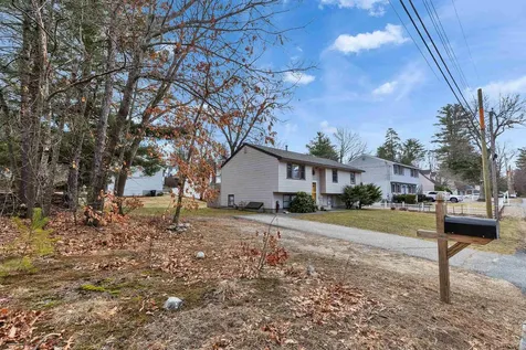 9 Metropolitan Avenue Nashua NH 03064