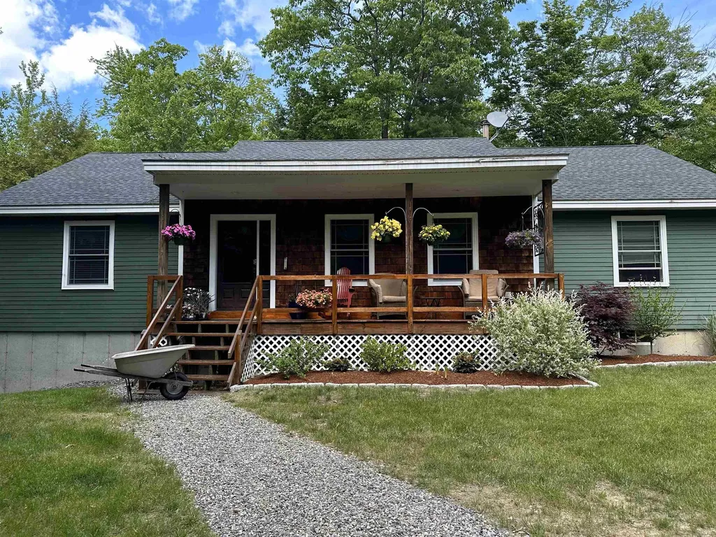 14 Grandpa Way Sanbornton NH 03269