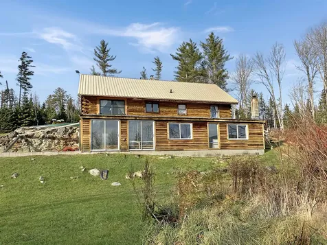 382 Percy Road Stratford NH 03590